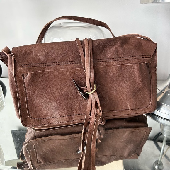 Vendange Handbags - Vendange Genuine Leather Crossbody Satchel Bag